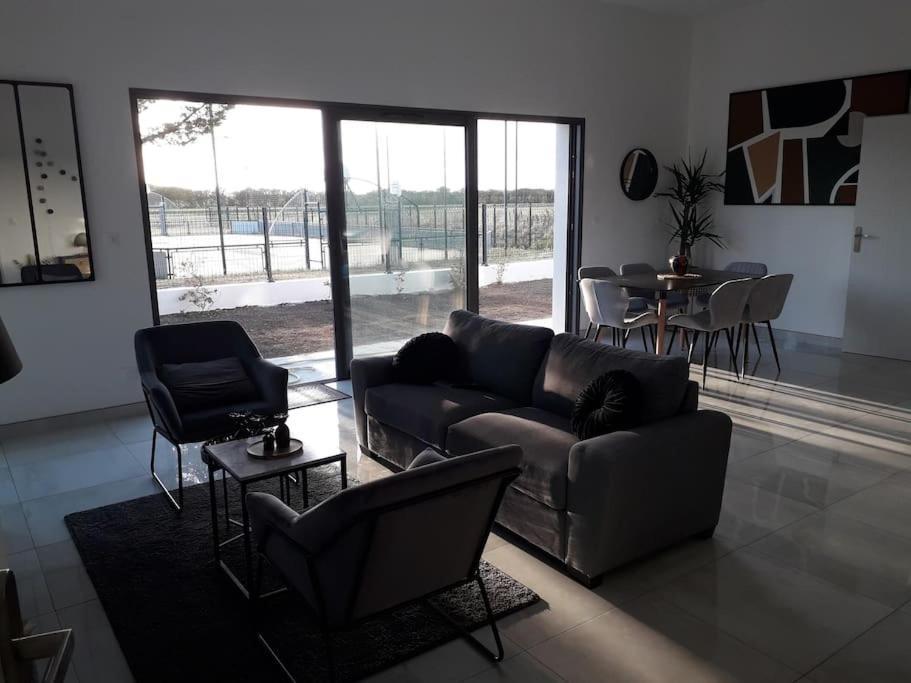 Maison Neuve De Standing 150 M2 Croix-Chapeau Экстерьер фото